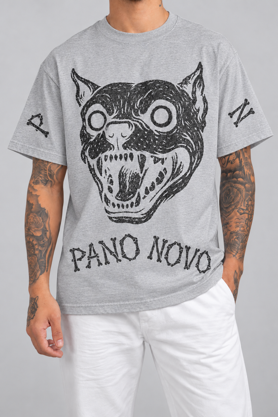Cor: Cinza | Frente | Camiseta Bone Pitbull Pano Novo Branco (Frente)