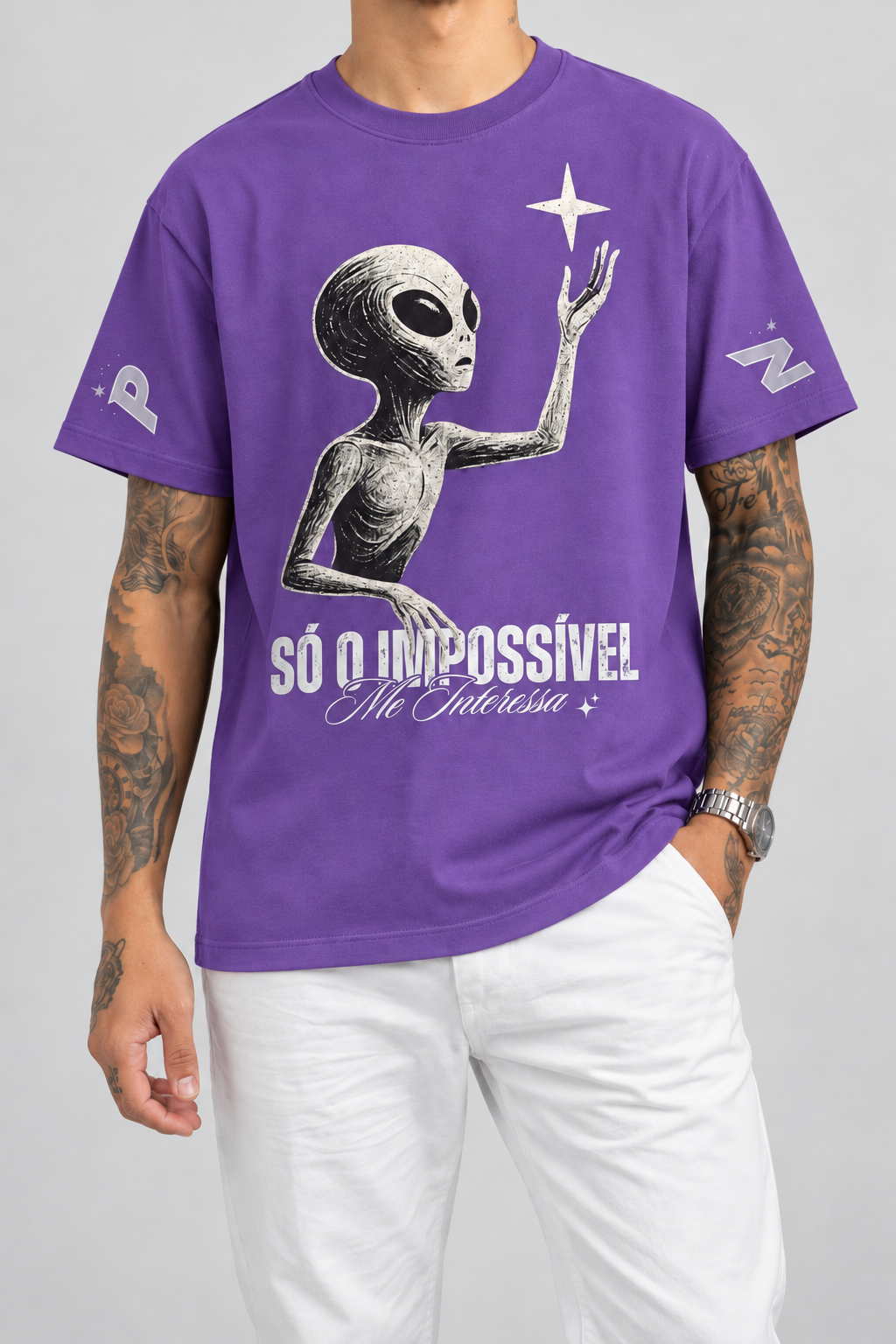 Cor: Roxo | Frente | Camiseta Só o Impossível me Interessa Pano Novo Preto (Frente)