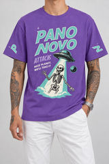 Cor: Roxo | Frente | Camiseta Skeleton Abduction Pano Novo Preto (Frente)
