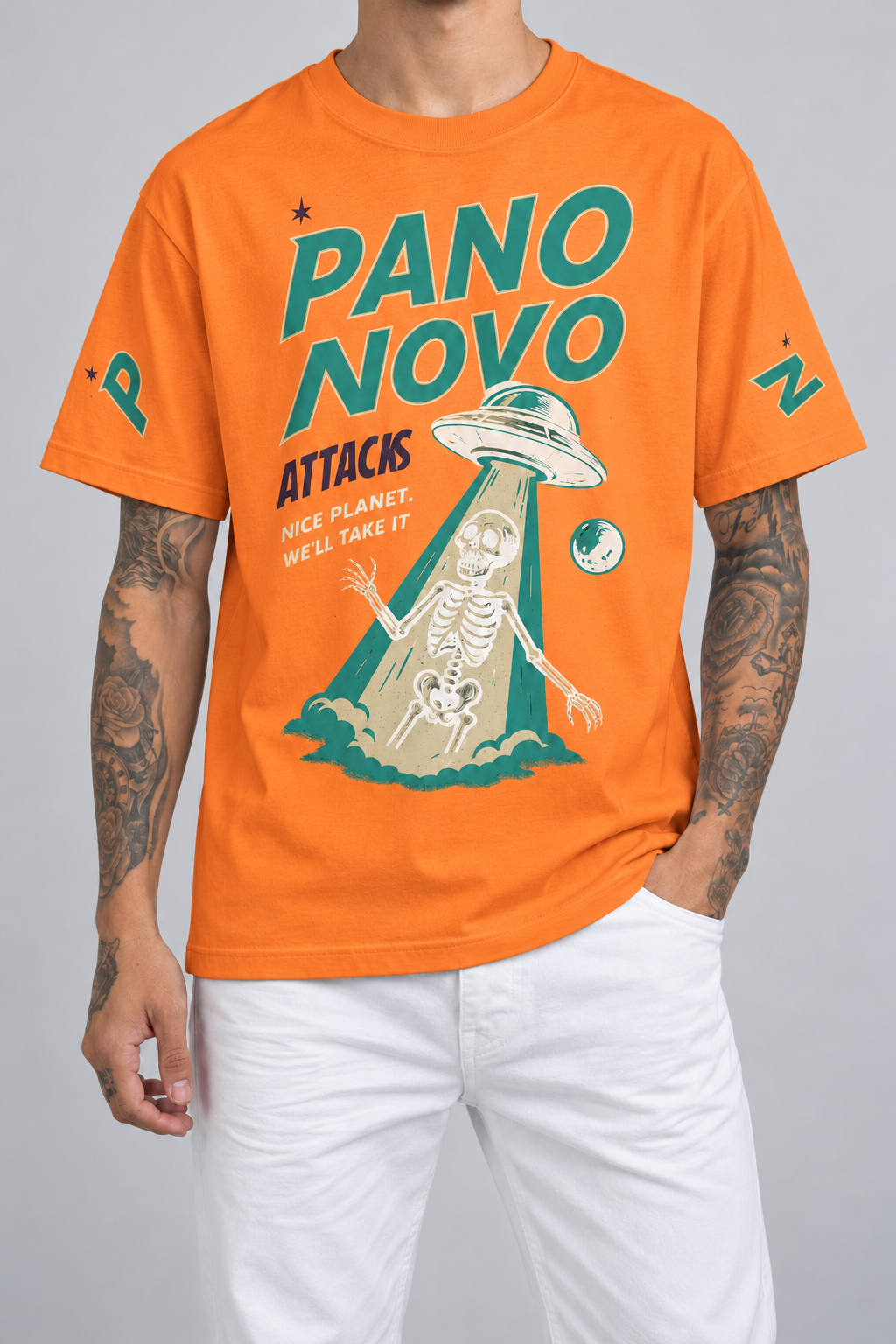Cor: Laranja | Frente | Camiseta Skeleton Abduction Pano Novo Branco (Frente)