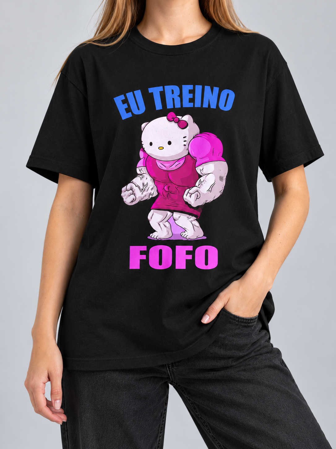 Cor: Preto | Frente | Camiseta Treino Fofo Hello Kitty Maromba | Unissex, caimento solto, sem rosto