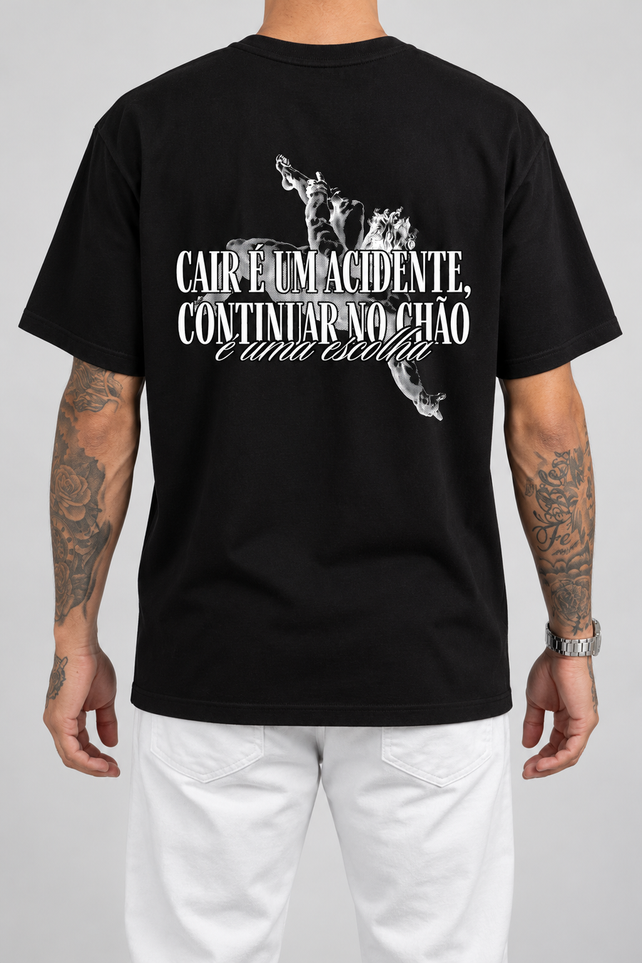 Camiseta Cair é um Acidente, Continuar no Chão é uma Escolha (Verso) — estúdio sem rosto