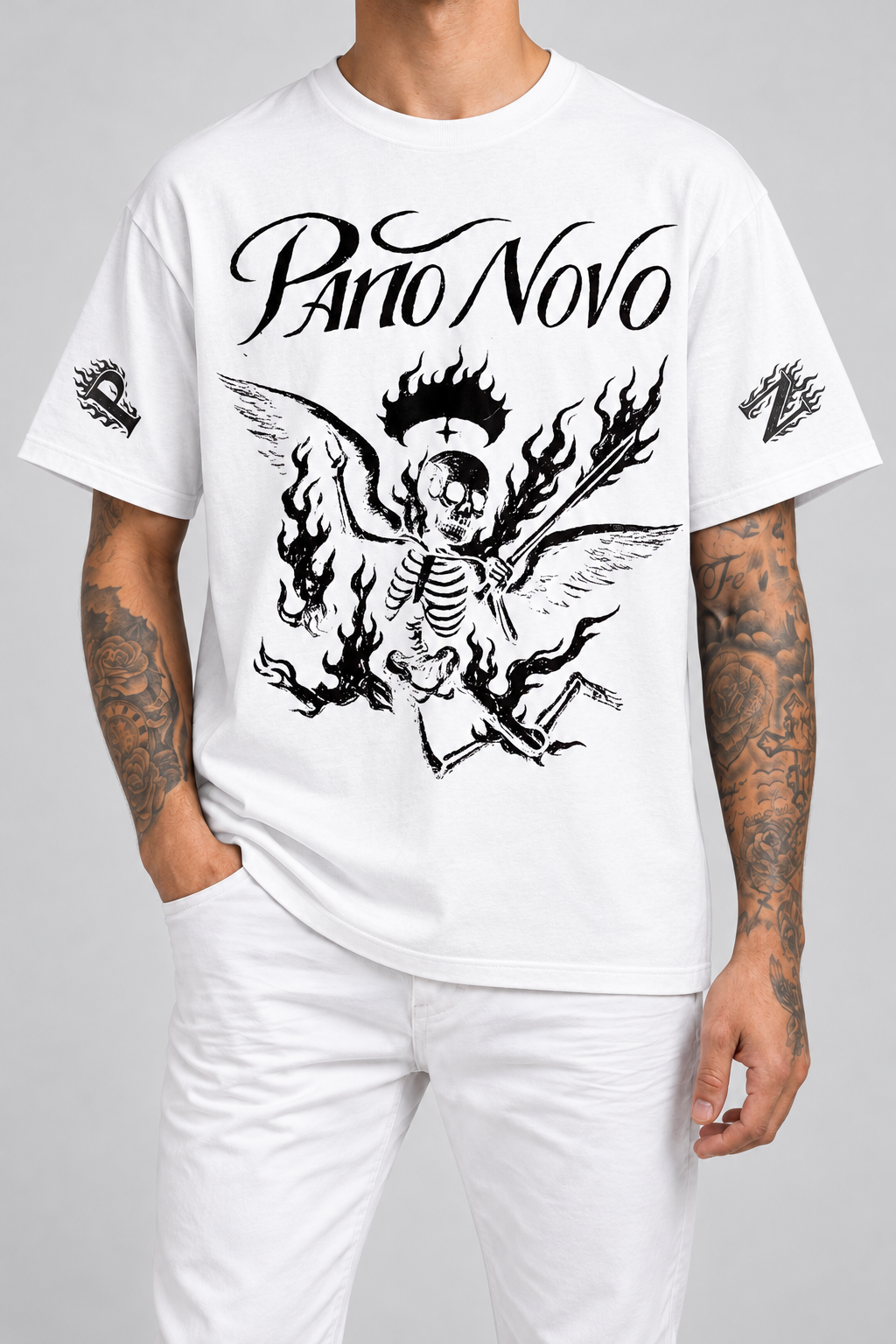 Cor: Branco | Frente | Camiseta Fire Skeleton Pano Novo Preto (Frente)