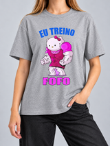 Cor: Cinza | Frente | Camiseta Treino Fofo Hello Kitty Maromba (Várias Cores) | Unissex, caimento solto, sem rosto