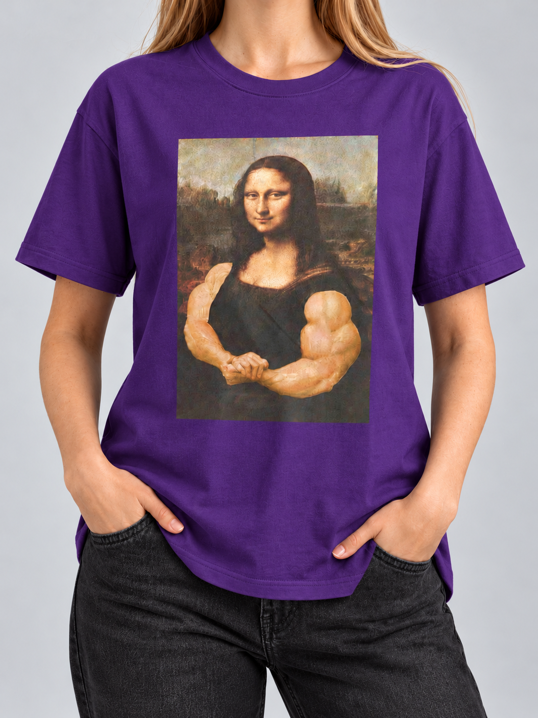 Cor: Roxo | Frente | Camiseta Quadro Monalisa Maromba (Várias Cores) | Unissex, caimento solto, sem rosto