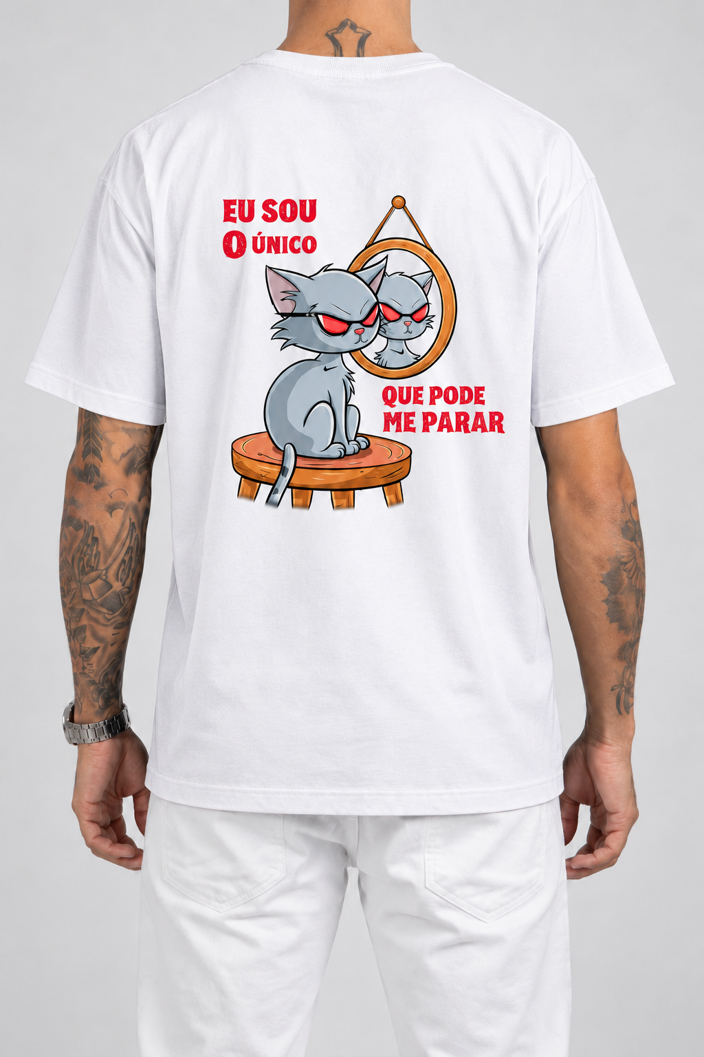Cor: Branco | Costas | Camiseta Eu Sou O Único Que Pode Me Parar (Verso)