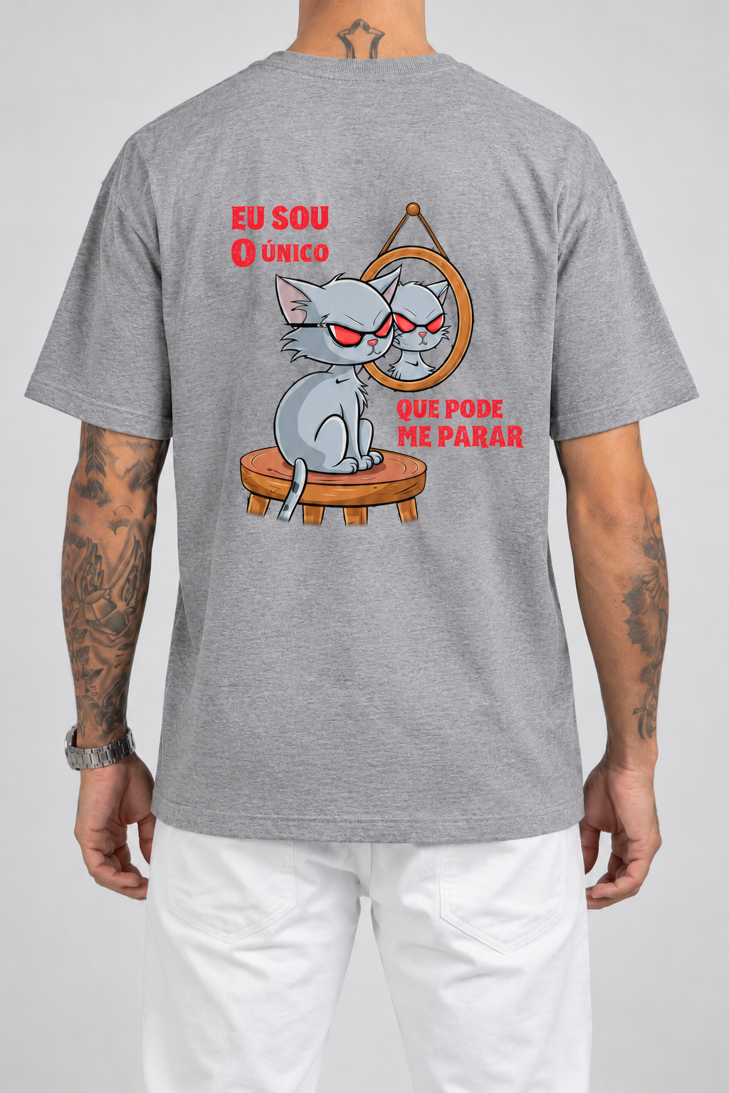 Cor: Cinza | Costas | Camiseta Eu Sou O Único Que Pode Me Parar (Verso)