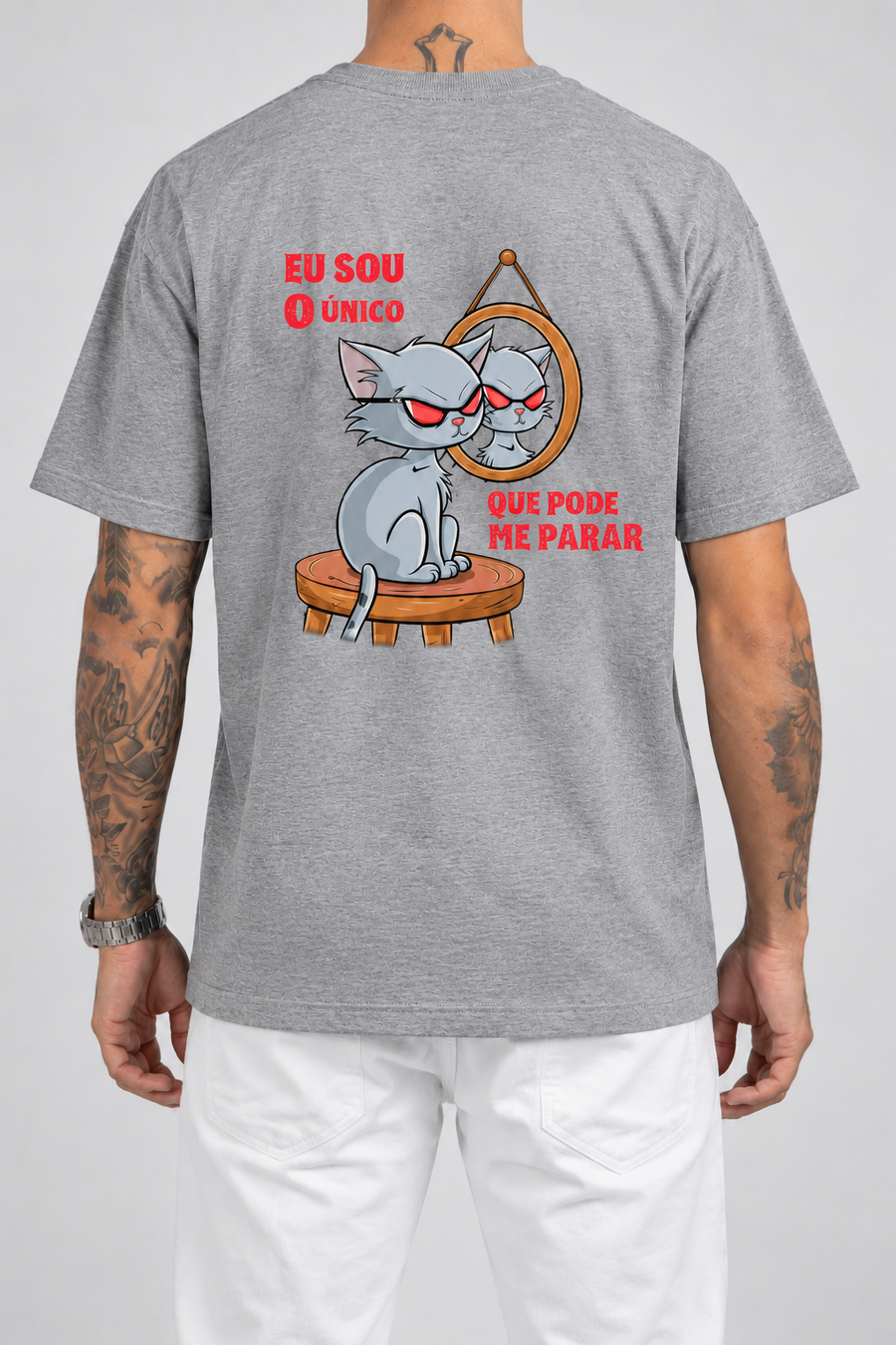 Cor: Cinza | Costas | Camiseta Eu Sou O Único Que Pode Me Parar (Verso)