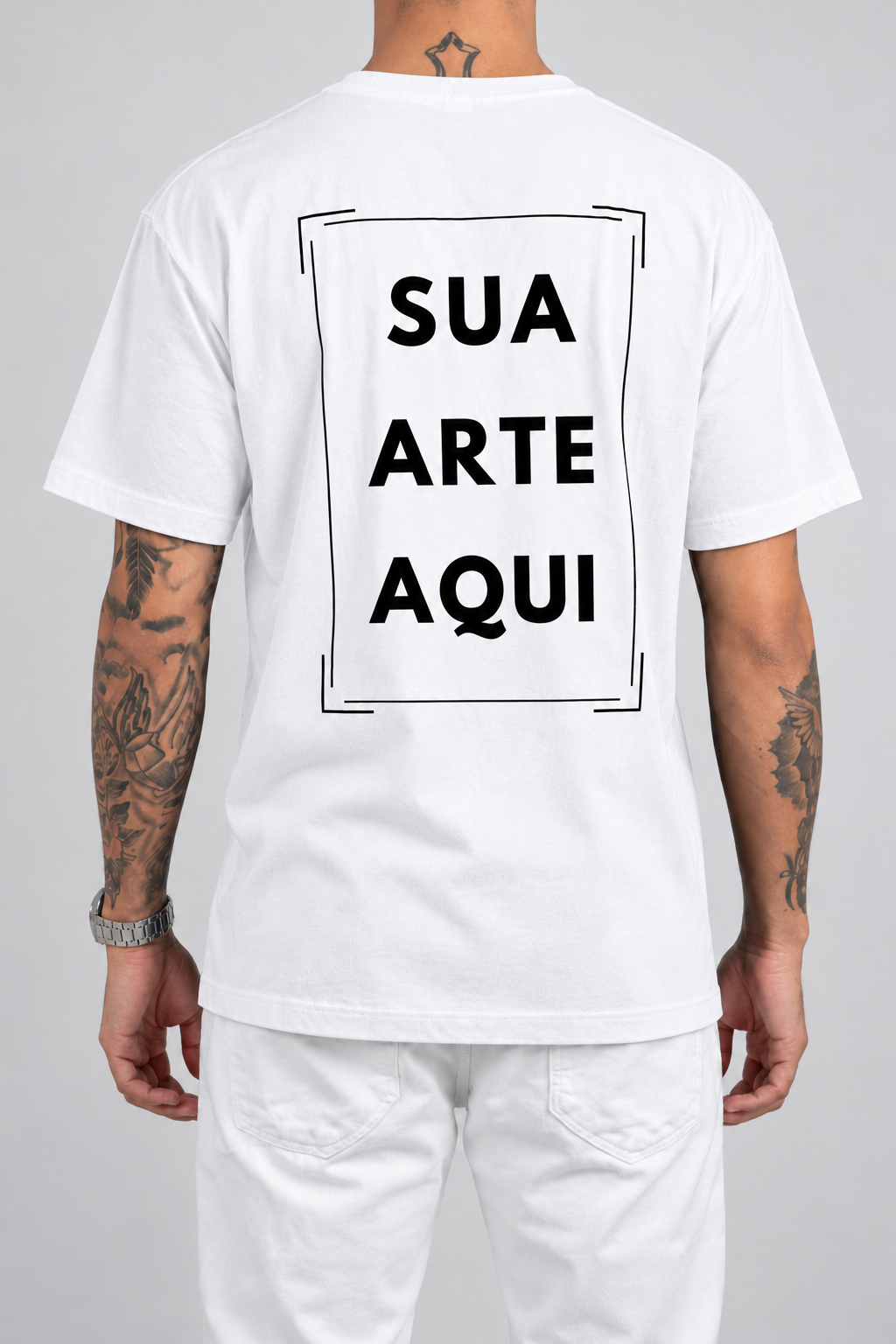 Cor: Branco | Costas | Camiseta Unissex Sua Estampa Aqui (COSTAS)