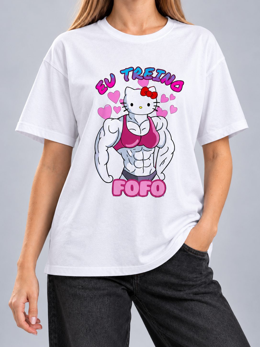 Cor: Branco | Frente | Camiseta Hello Kitty Maromba (Várias Cores) | Unissex, caimento solto, sem rosto