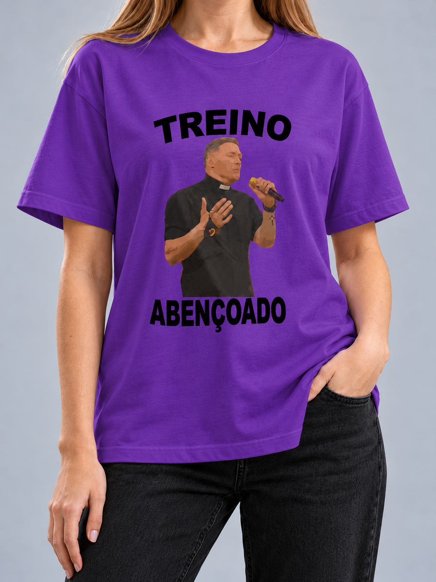 Cor: Roxo | Frente | Camiseta Treino Abençoado (Várias Cores) | Unissex, caimento solto, sem rosto