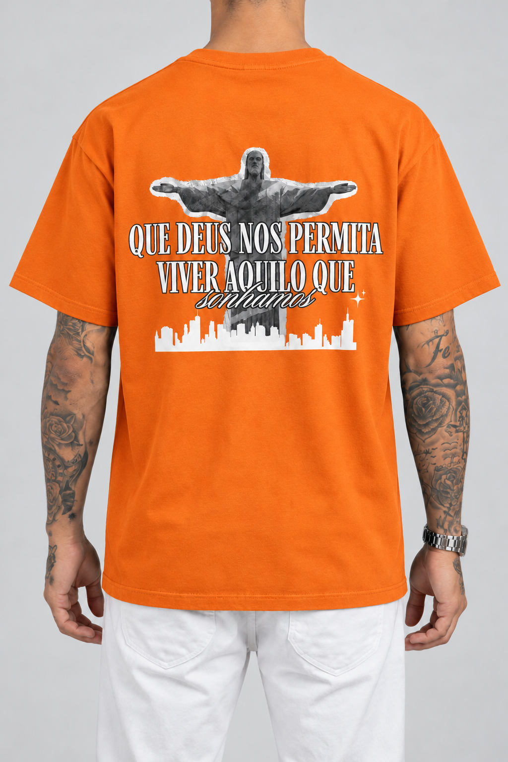Cor: Laranja | Costas | Camiseta Que Deus Permita Viver Aquilo Que Sonhamos (Verso)