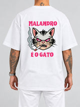 Cor: Branco | Costas | Oversized — Camiseta Malandro É O Gato (Verso)